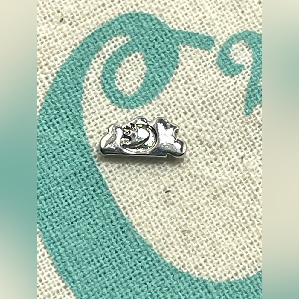 Origami Owl Living Lockets HTF Retired I heart Cheer Floating Charm - Picture 2 of 2
